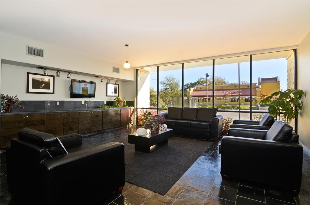 Baymont By Wyndham Columbus Hotell Eksteriør bilde